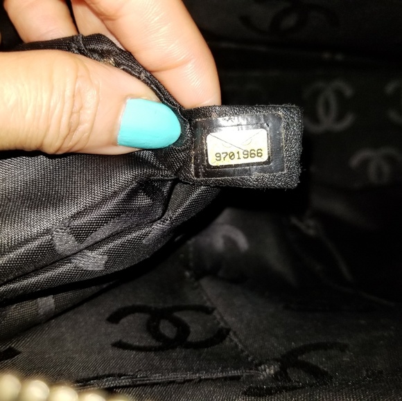 Chanel - Picture 8 of 8